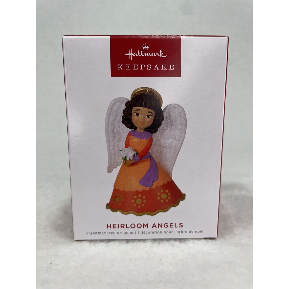 Hallmark Keepsake 2022‎ Heirloom Angels Ornament 7th in Series